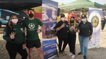 Círculo de Seguridad y Protección Bahía Antofagasta realiza operativo de limpieza en Playa Paraíso