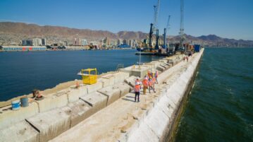 Directorio de EPA realiza trabajo en terreno en instalaciones de Puerto Antofagasta