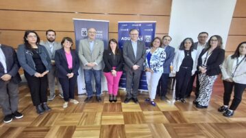 Aduanas y Universidad de Valparaíso firman convenio de colaboración estratégica