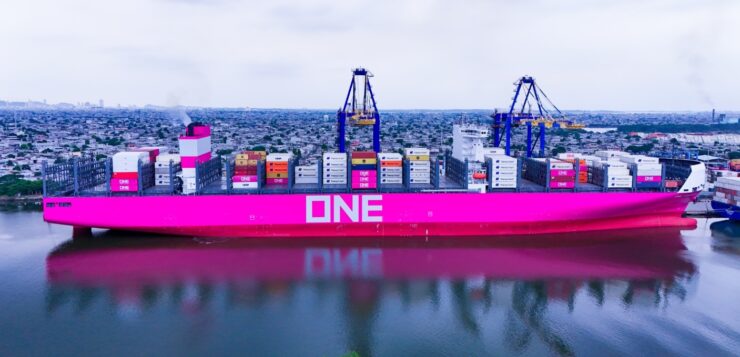 El buque ONE Sparkle arribó a TPG en su viaje inaugural, marcando un hito para el comercio marítimo de Guayaquil