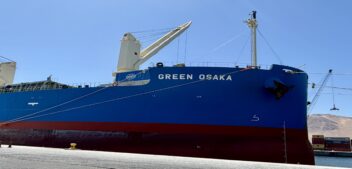 Puerto de Iquique consolida nueva operación logística con destino al noroeste argentino