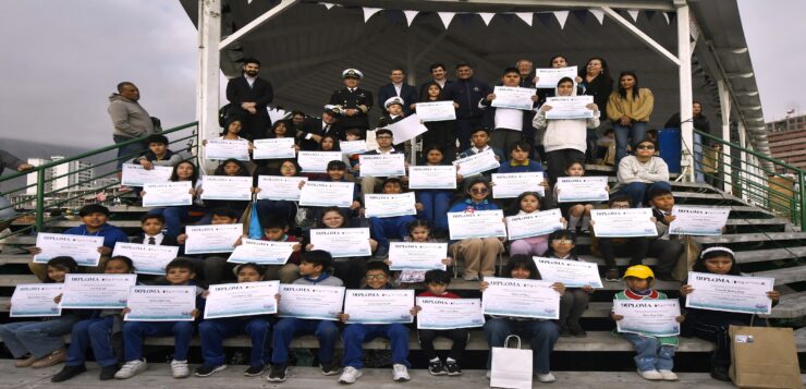 ITI, Armada y Lancheros premiaron a 55 alumnos ganadores de concurso de dibujo y cuentos cortos