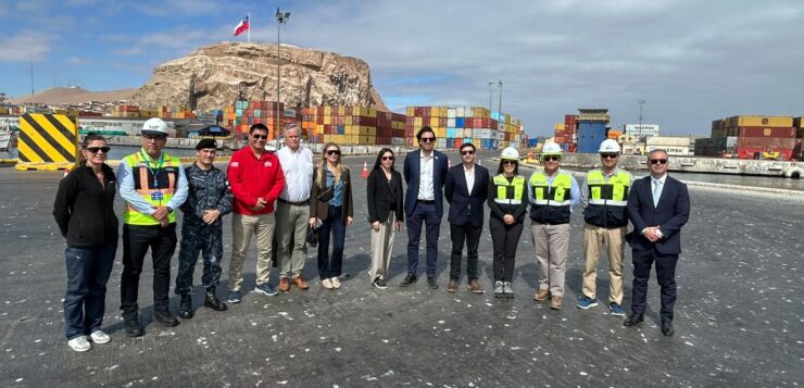 Comisión de Zonas Extremas del Senado visita el Puerto de Arica y destaca su rol estratégico para el desarrollo regional