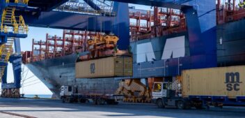 Puerto Coronel se instala entre los 30 puertos de contenedores con mejor desempeño del mundo y como el terminal chileno mejor ubicado del ranking global